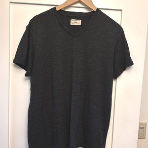 Sol Ángeles v neck t. Large